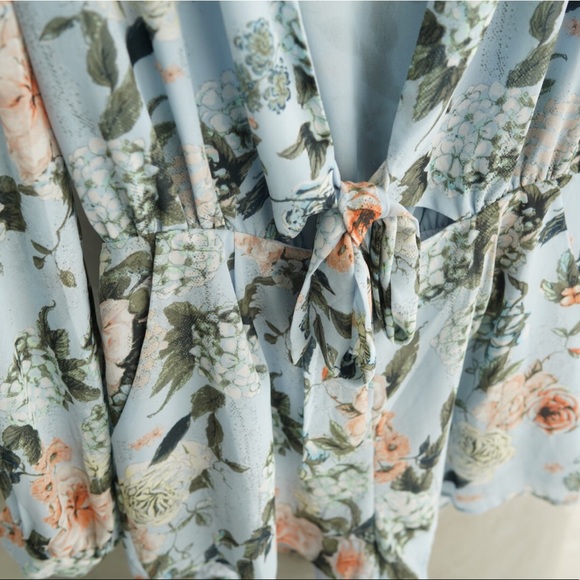 Deep V Light Blue Floral Romper - Picture 7 of 8